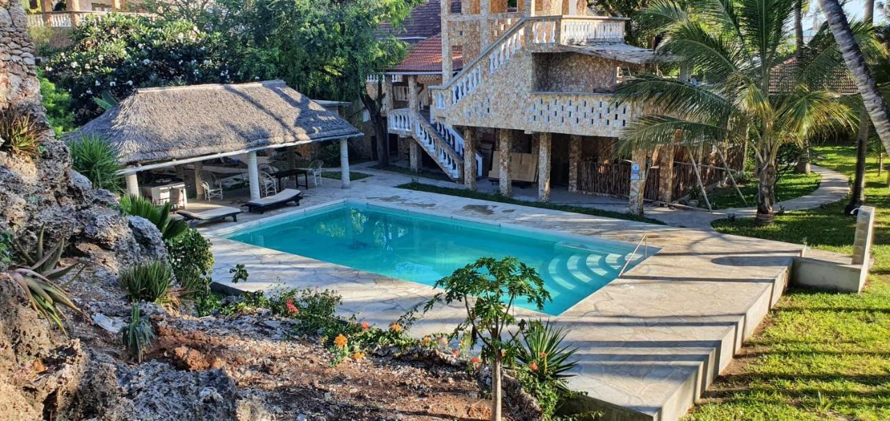 וואטאמו Marijani Holiday Resort מראה חיצוני תמונה