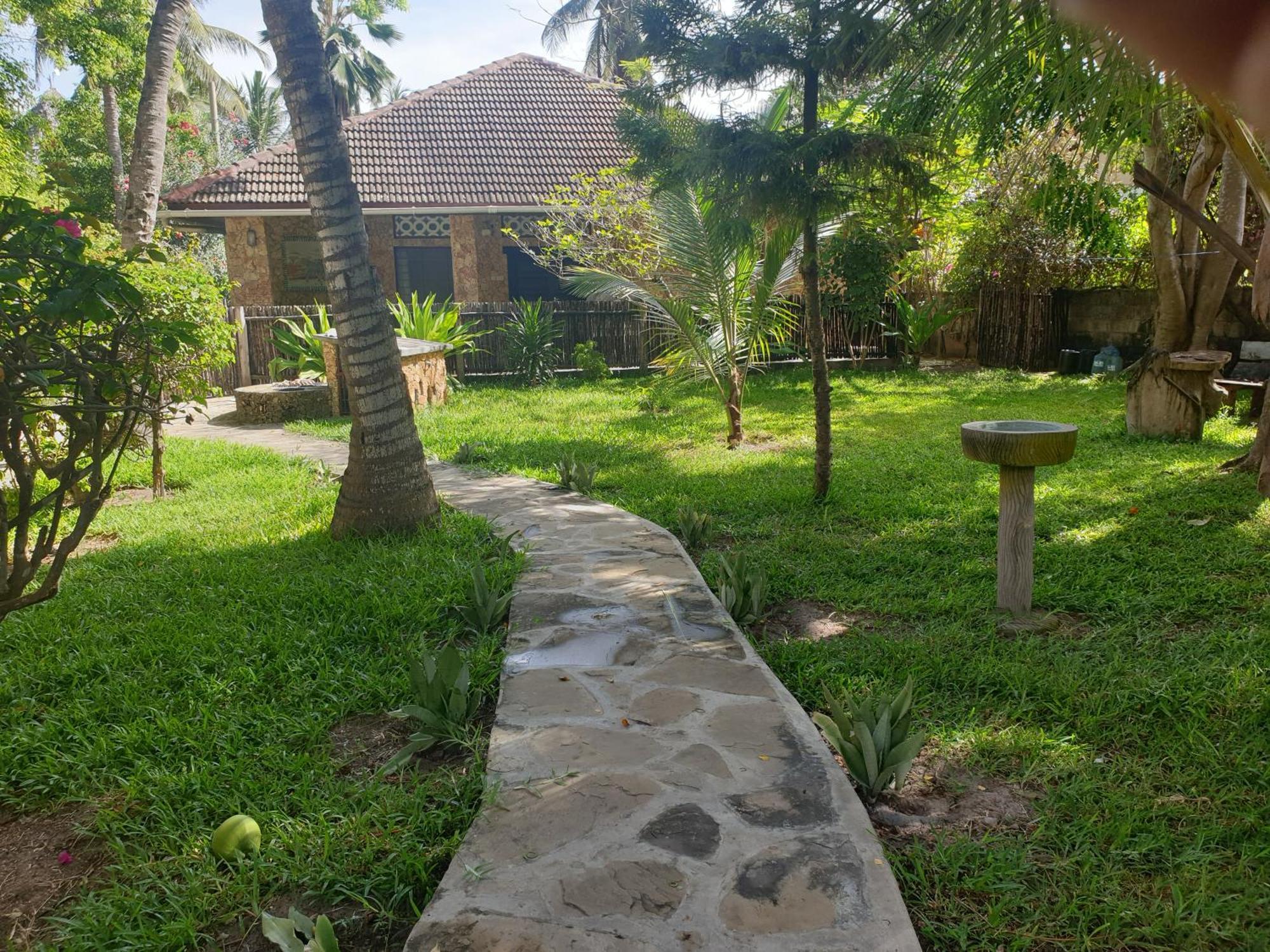 וואטאמו Marijani Holiday Resort מראה חיצוני תמונה